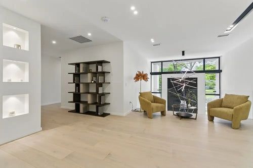 Tesla Armchair - Floor Sale