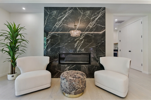 Yakup Swivel Armchair